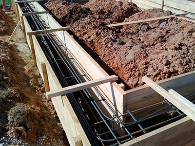 Закажите фундамент в Арамиле или области по телефону.